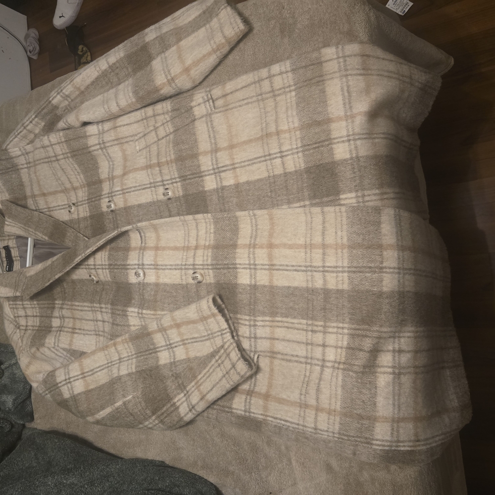 Plaid Button-Up Shirt in Beige and Gray